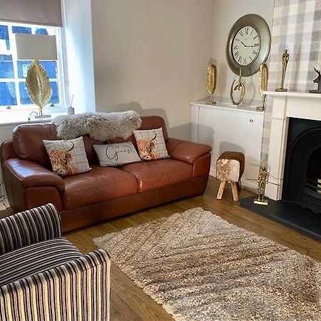 Menstrie Castle Stay スターリング エクステリア 写真
